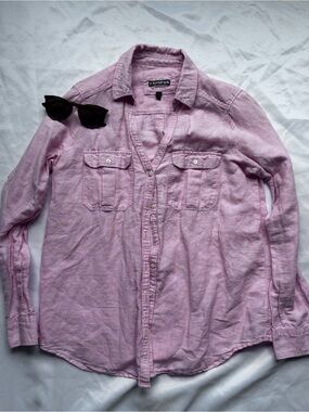 Express Women’s Pale Pink Linen Button-Down Top
